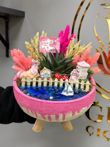 Hoş Geldin Bebek Kız Mini Aranjmanı