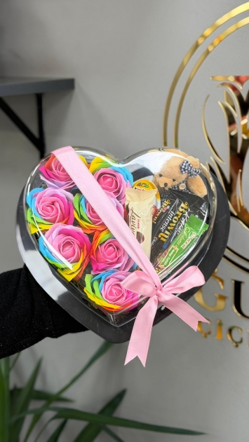 Rengarenk Aşk Kutusu 